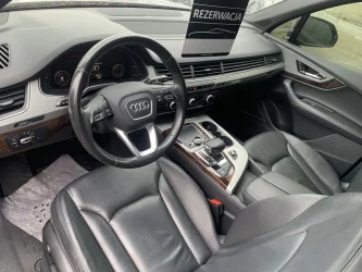 Audi q7 4m 2.0TFSI quattro